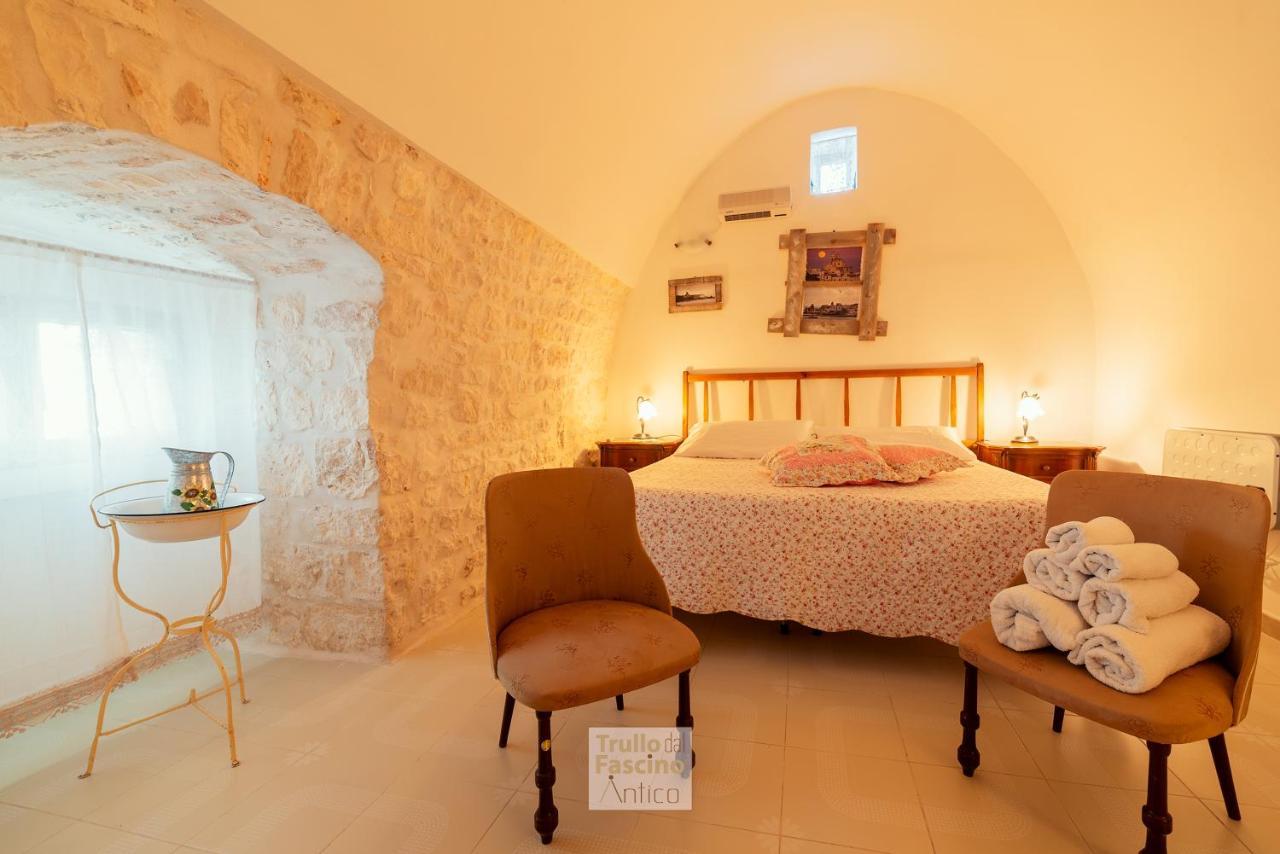 Trullo Dal Fascino Antico Villa Locorotondo Dış mekan fotoğraf
