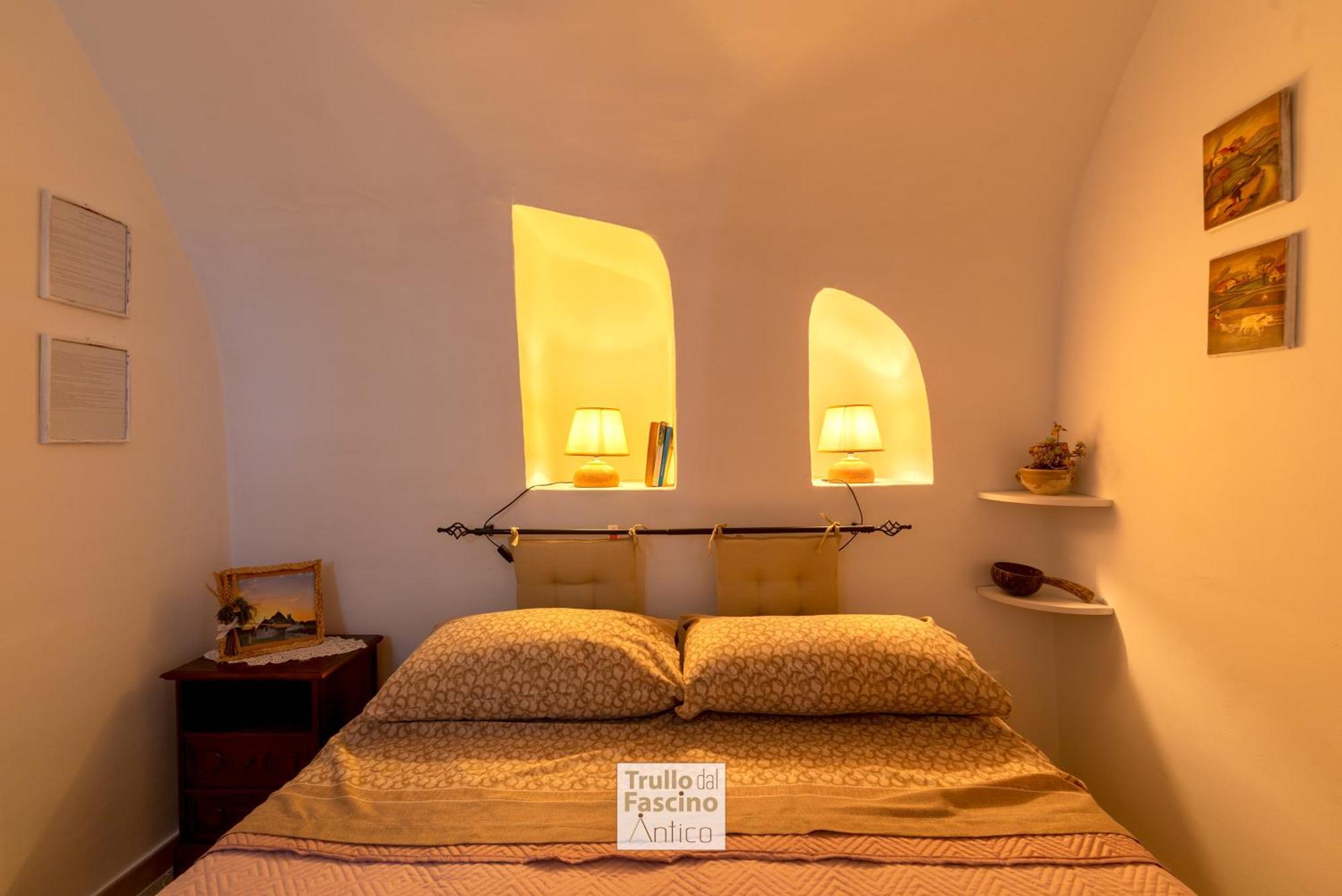 Trullo Dal Fascino Antico Villa Locorotondo Dış mekan fotoğraf